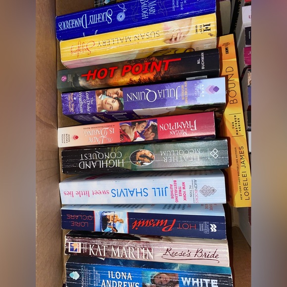 69 romance novels. - Picture 3 of 3